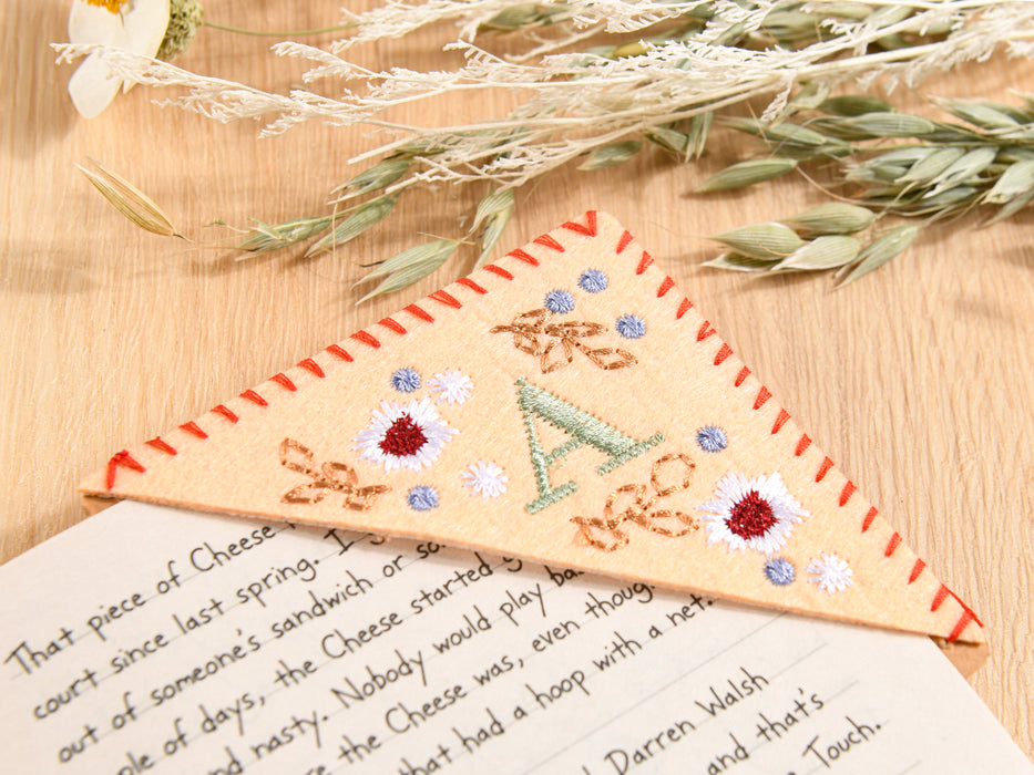 Personalized Hand Embroidered Corner Bookmark-26 Letters and 4 Seasons