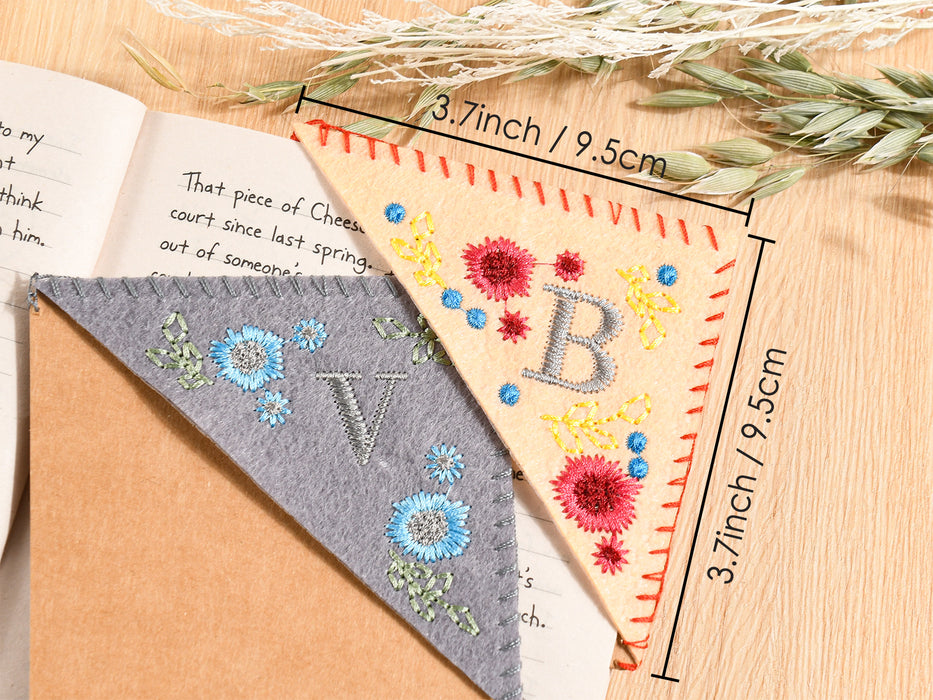 Personalized Hand Embroidered Corner Bookmark-26 Letters and 4 Seasons